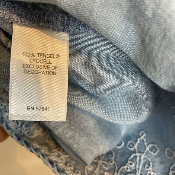 J Jill Denim Womens Chambray Embroidered Top Size M Blue Long Sleeve Tassel Boho - Picture 12 of 12